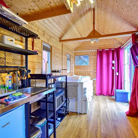 Kaiserbad-ahlbeck-nachhaltiges-tiny-house-strandwagen